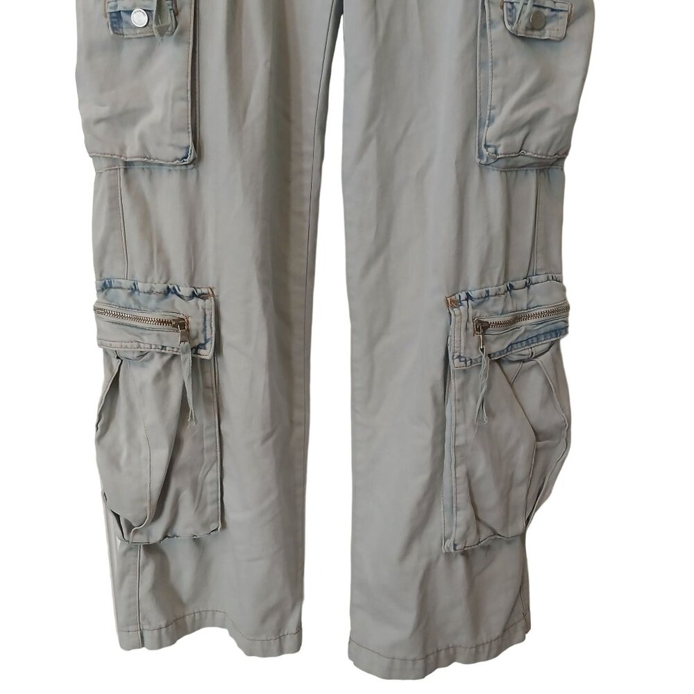 Blanknyc Denim Cargo Jeans Light Blue Wash Size 28 Pockets Distressed NWT #B2 - Picture 9 of 9